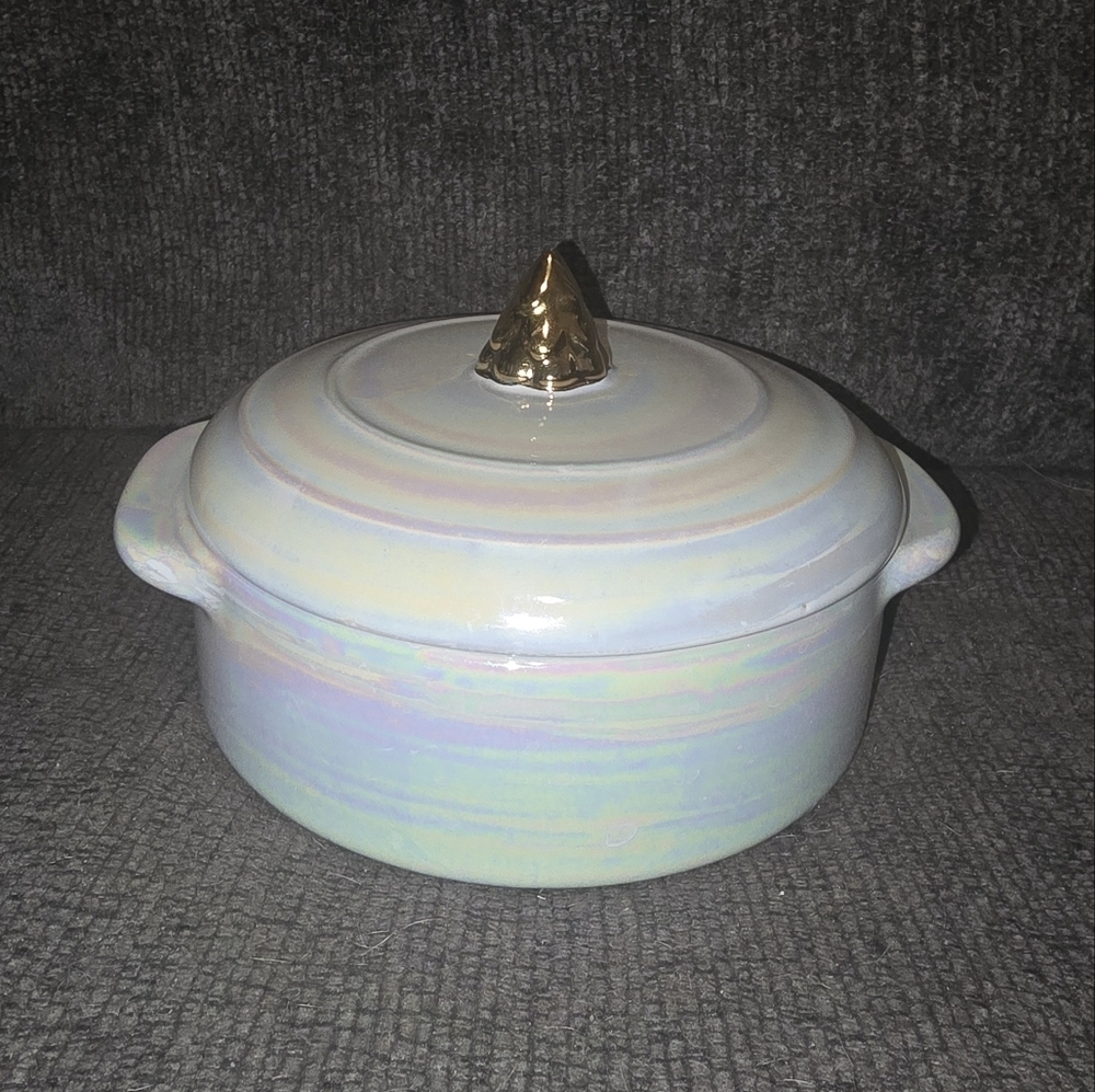 Celebrate Christmas | Iridescent Stoneware